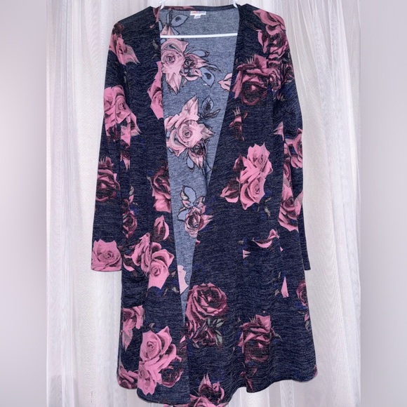 NWOT CARDIGAN - Picture 2 of 12